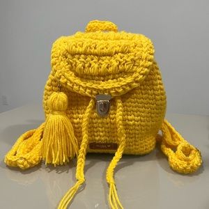 Bolso de mano Amarillo, Mochila amarilla tejida. Mochila hecha a mano.